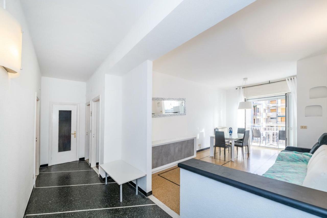 Finalmarina Centro 2 Apartman Finale Ligure Kültér fotó