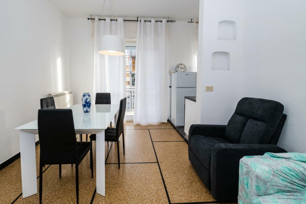 Finalmarina Centro 2 Apartman Finale Ligure Kültér fotó