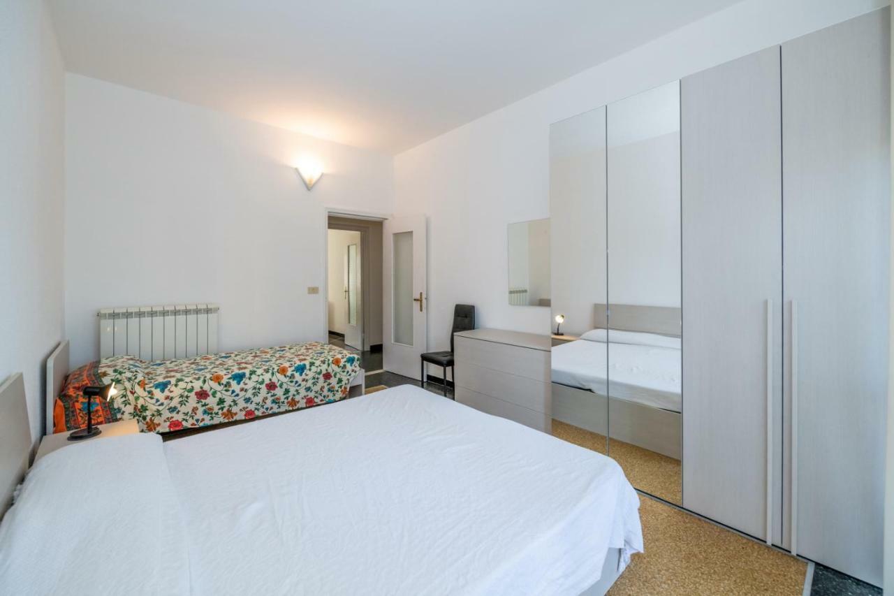 Finalmarina Centro 2 Apartman Finale Ligure Kültér fotó
